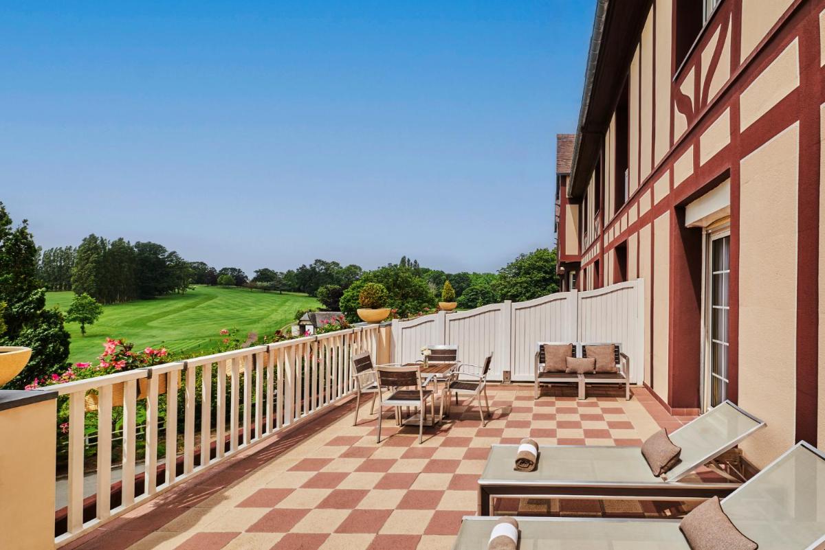 Hôtel Barrière L'Hôtel du Golf