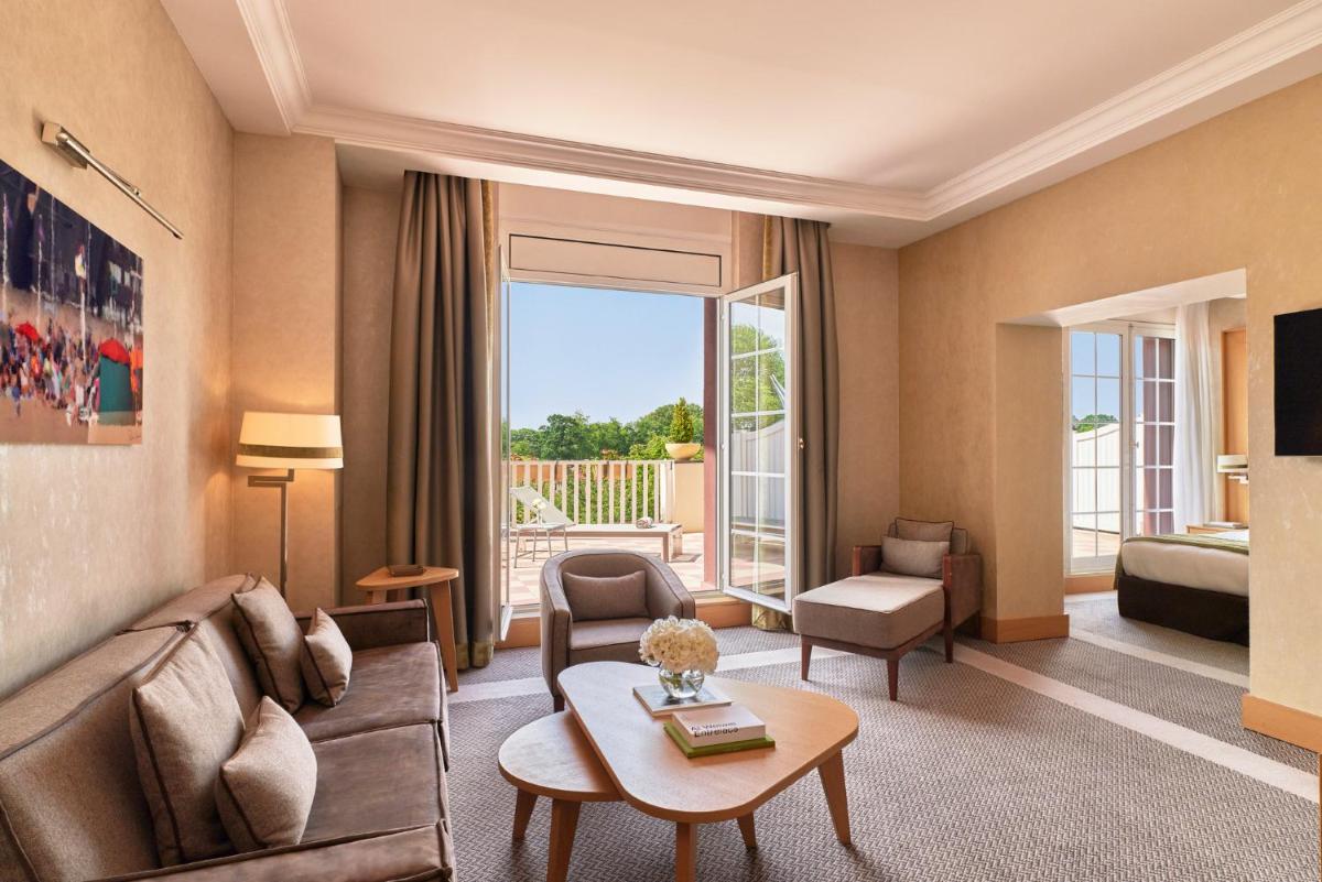 Hôtel Barrière L'Hôtel du Golf