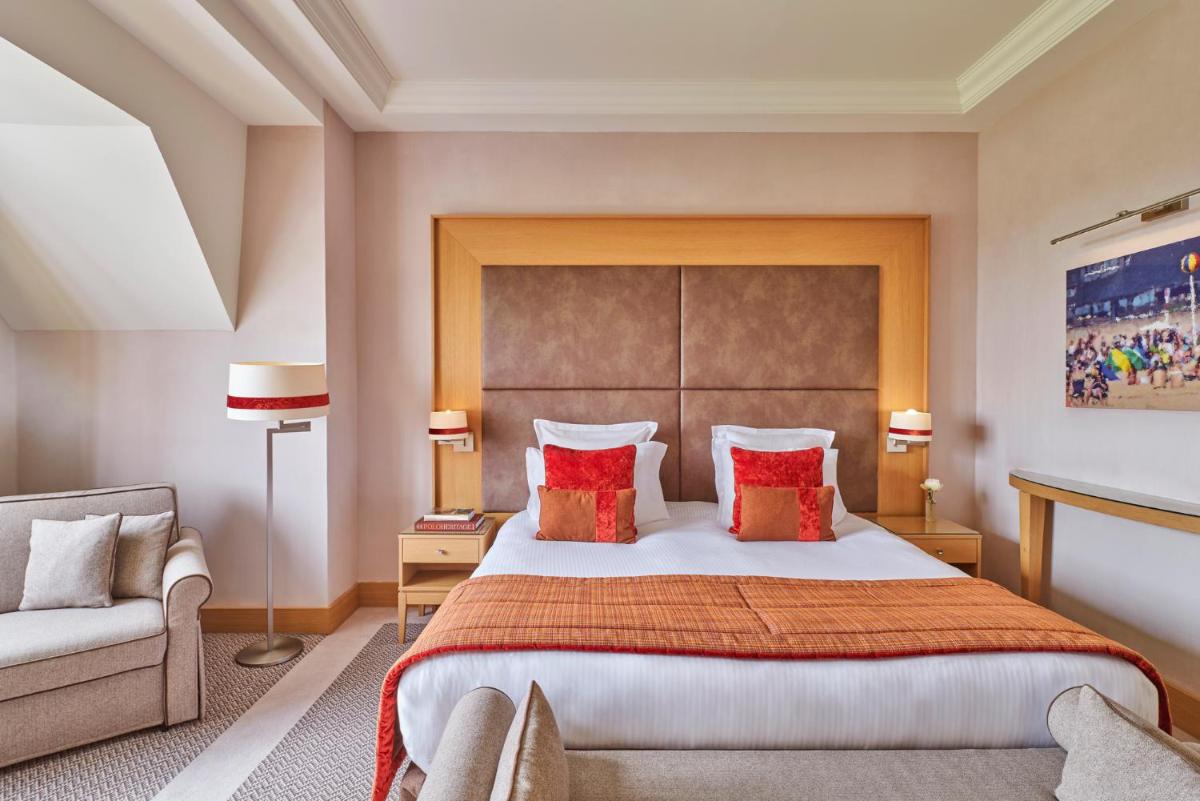 Hôtel Barrière L'Hôtel du Golf