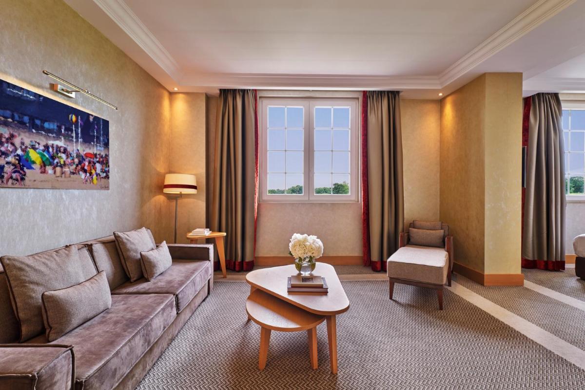 Hôtel Barrière L'Hôtel du Golf