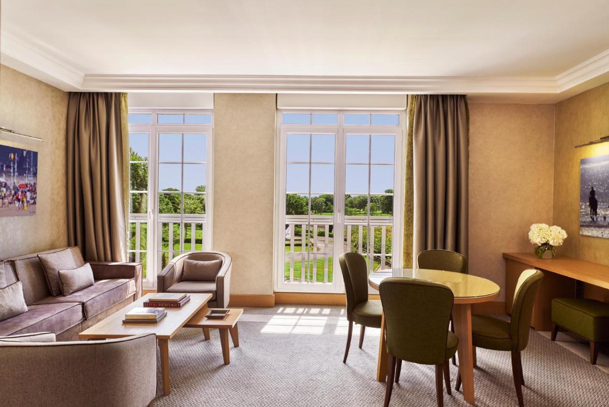 Hôtel Barrière L'Hôtel du Golf