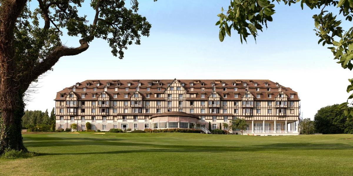 Hôtel Barrière L'Hôtel du Golf