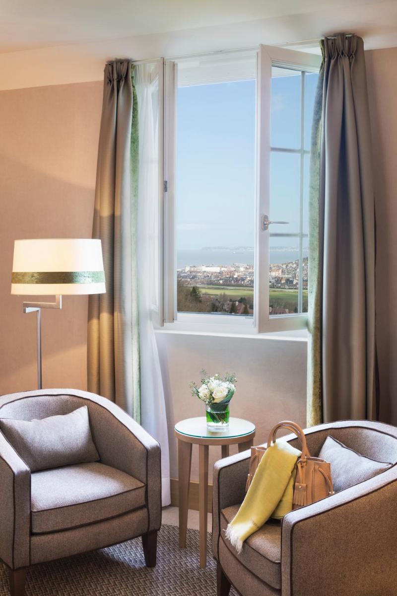 Hôtel Barrière L'Hôtel du Golf