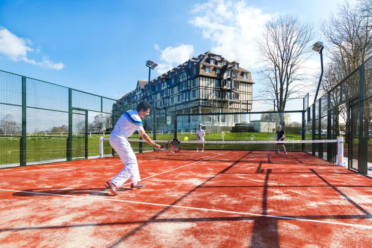 Hôtel Barrière L'Hôtel du Golf