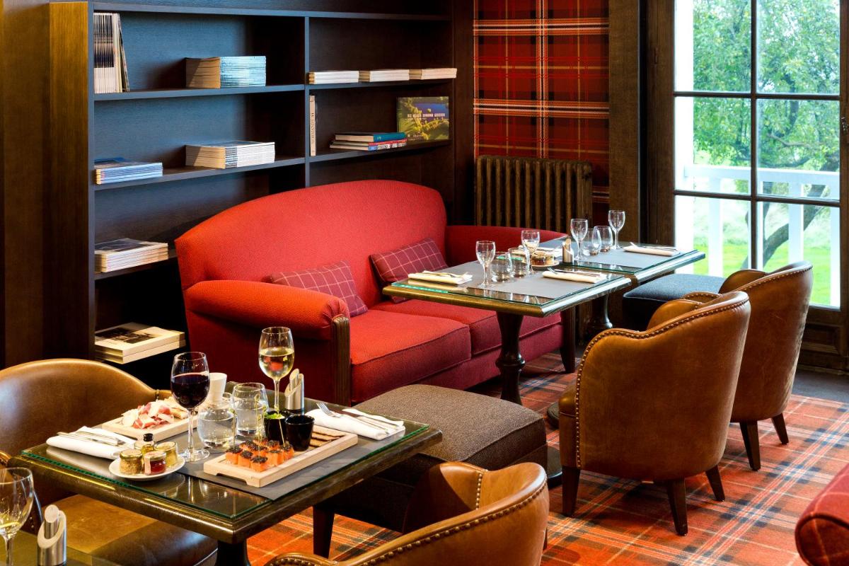 Hôtel Barrière L'Hôtel du Golf