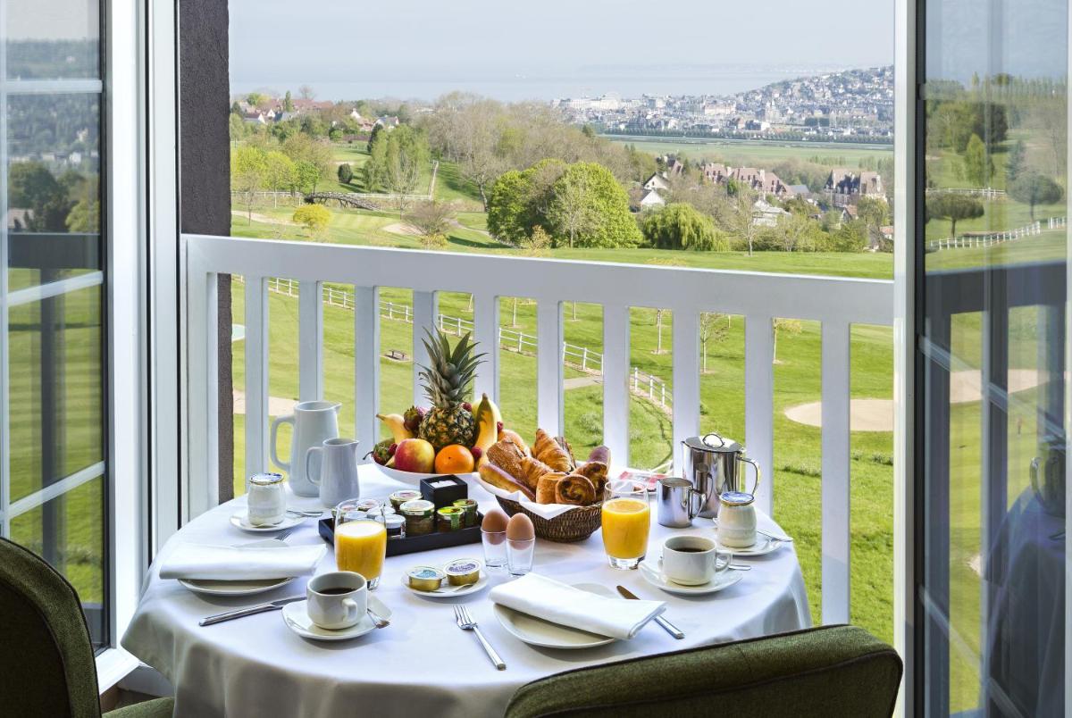 Hôtel Barrière L'Hôtel du Golf