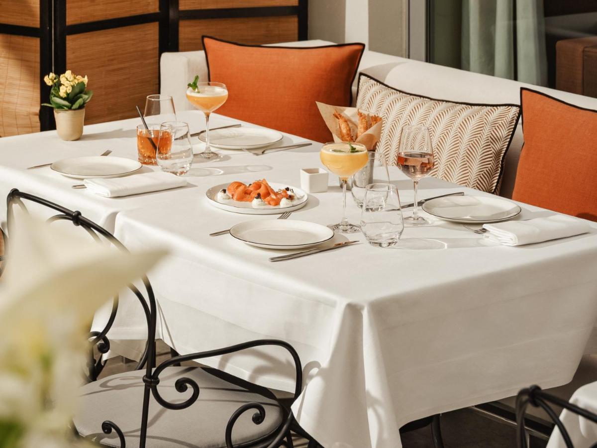 Hôtel De Sers Champs Elysées Paris