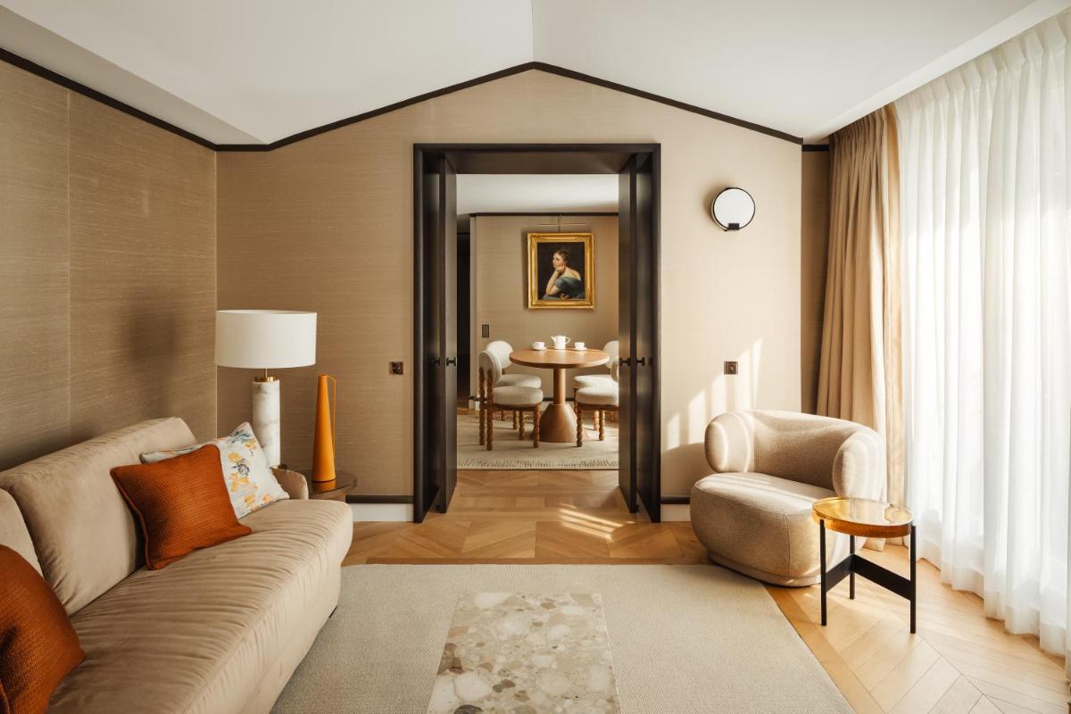 Hôtel De Sers Champs Elysées Paris