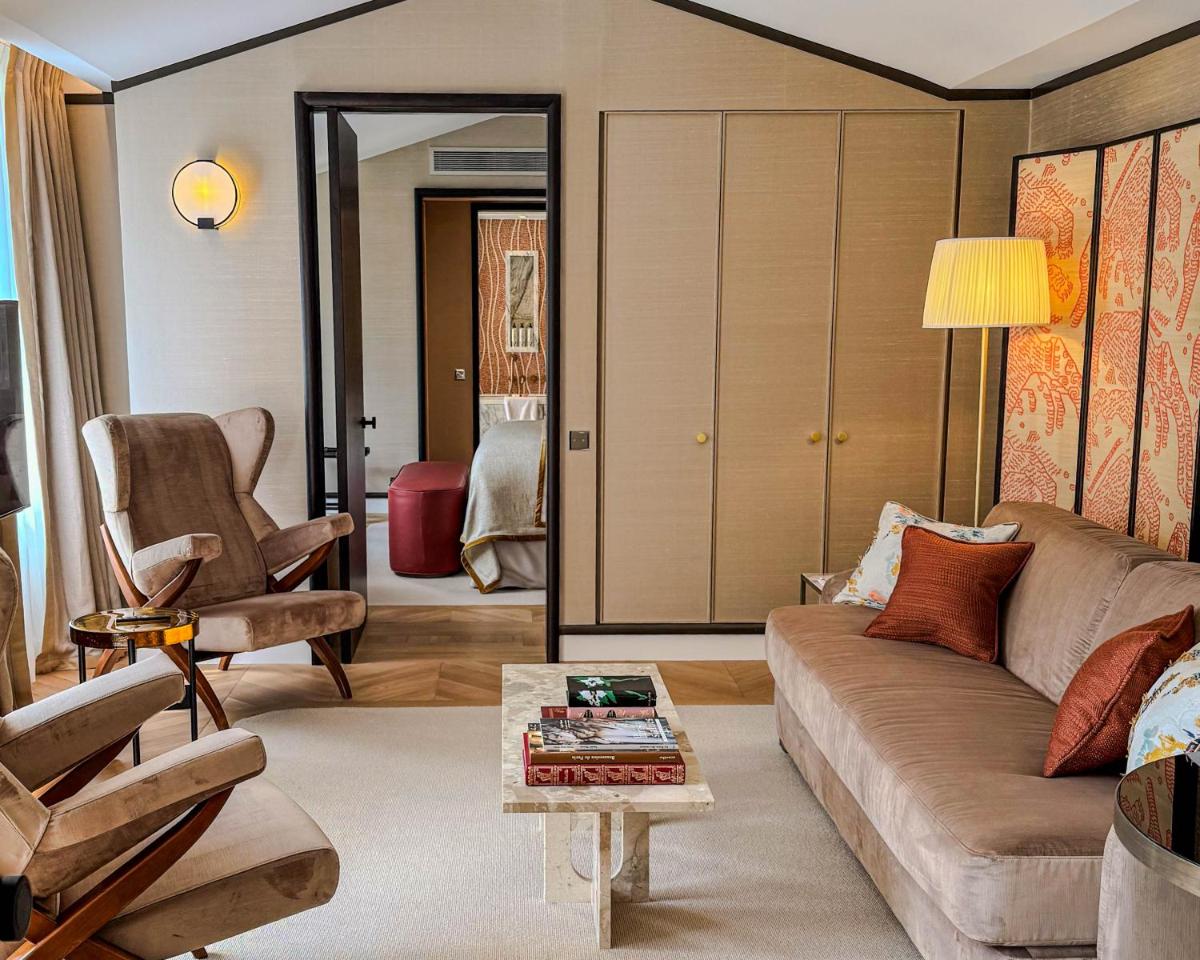 Hôtel De Sers Champs Elysées Paris