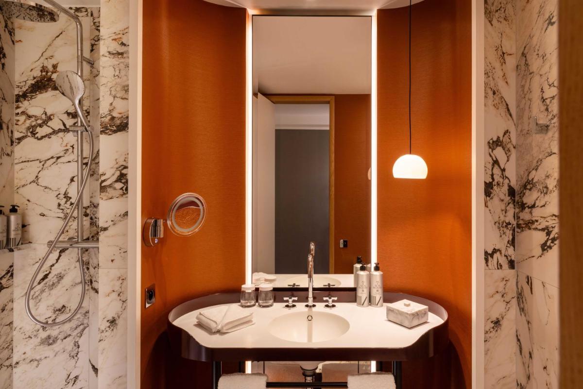 Hôtel De Sers Champs Elysées Paris