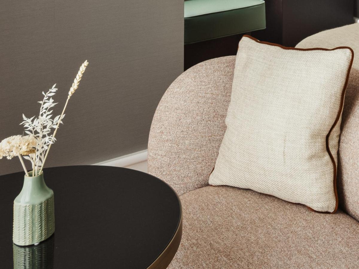 Hôtel De Sers Champs Elysées Paris