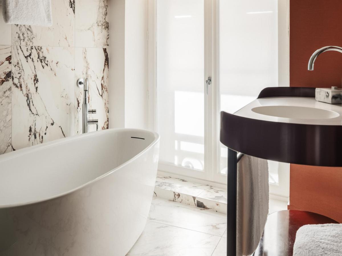 Hôtel De Sers Champs Elysées Paris