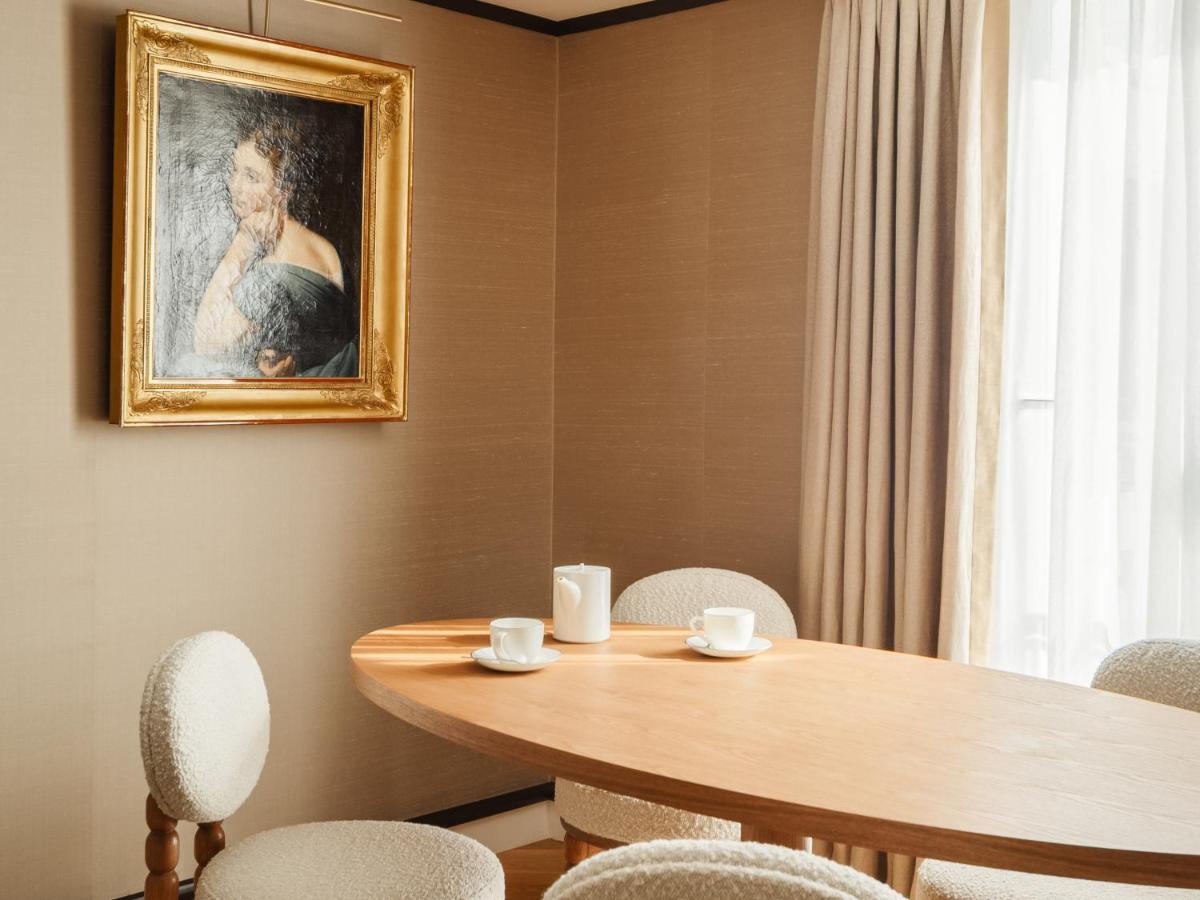 Hôtel De Sers Champs Elysées Paris