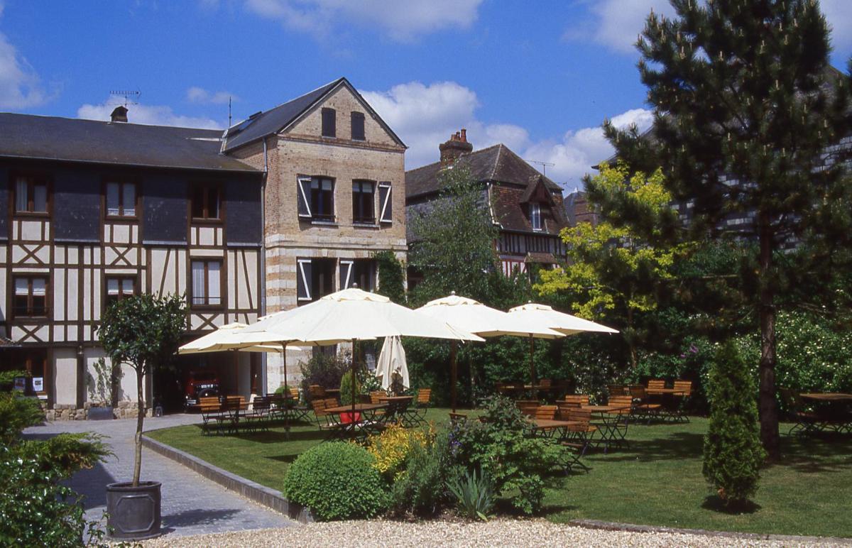 Hôtel La Licorne & Spa