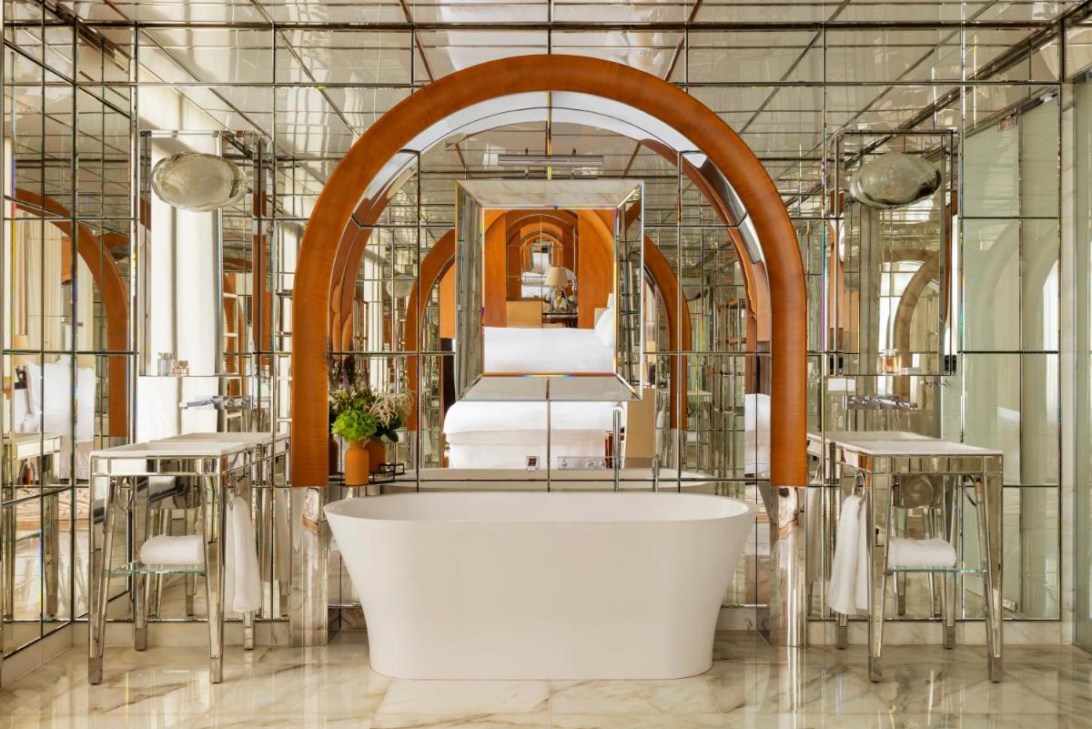 Hôtel Le Royal Monceau Raffles Paris