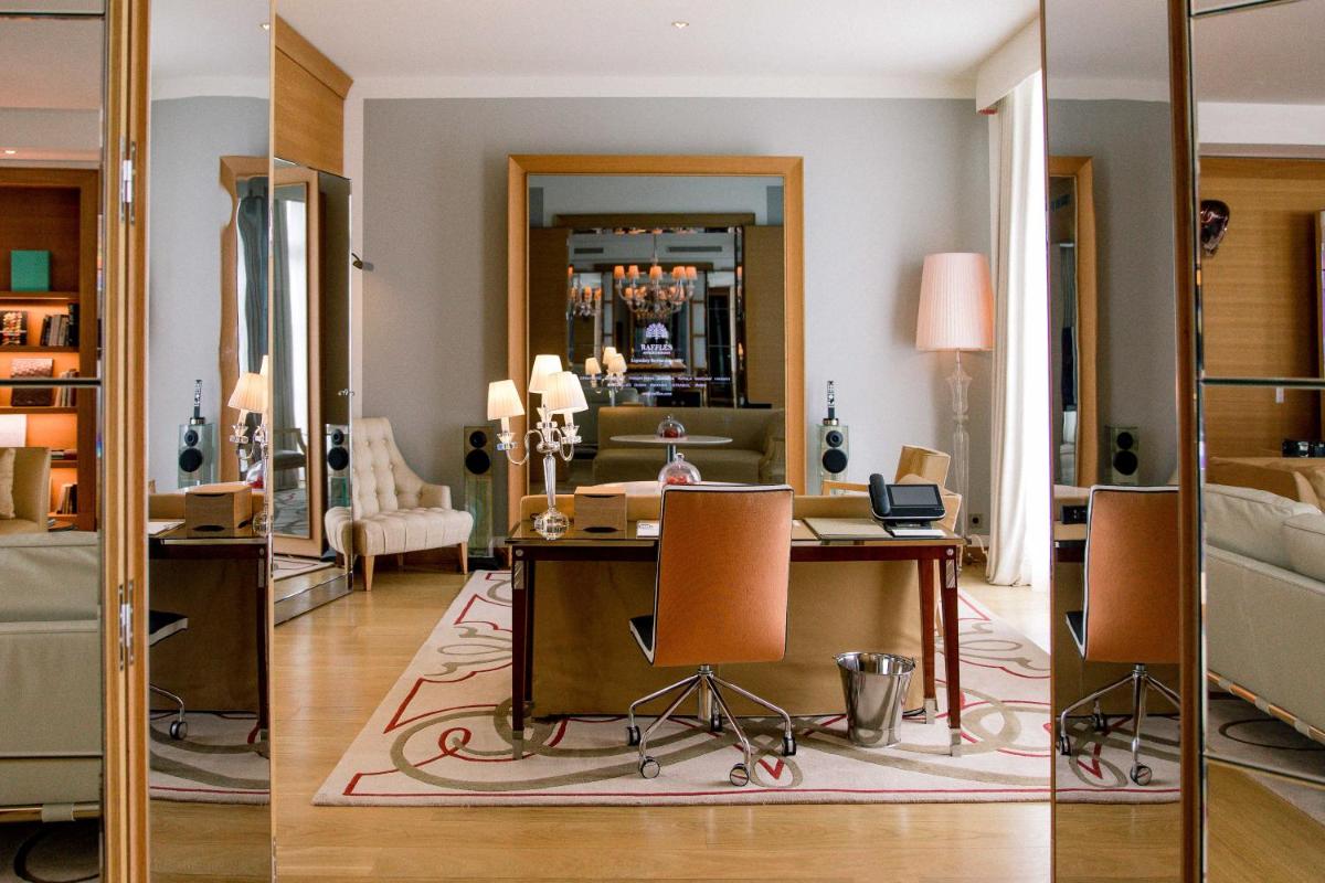 Hôtel Le Royal Monceau Raffles Paris