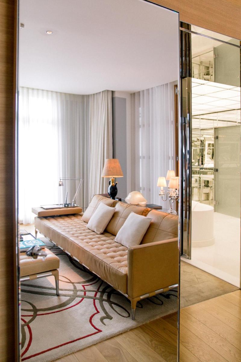 Hôtel Le Royal Monceau Raffles Paris