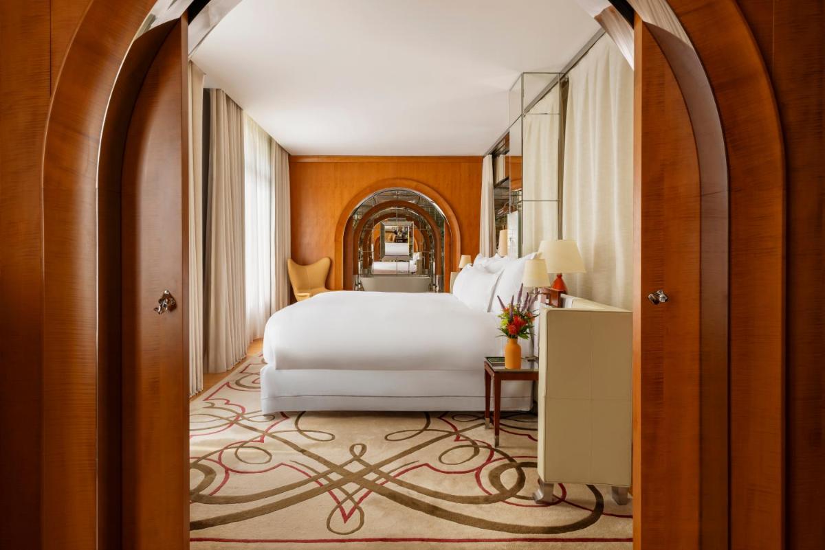 Hôtel Le Royal Monceau Raffles Paris