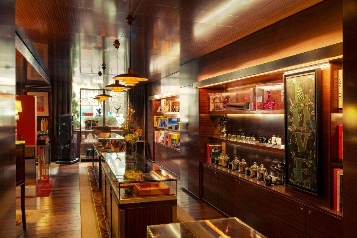 Hôtel Le Royal Monceau Raffles Paris