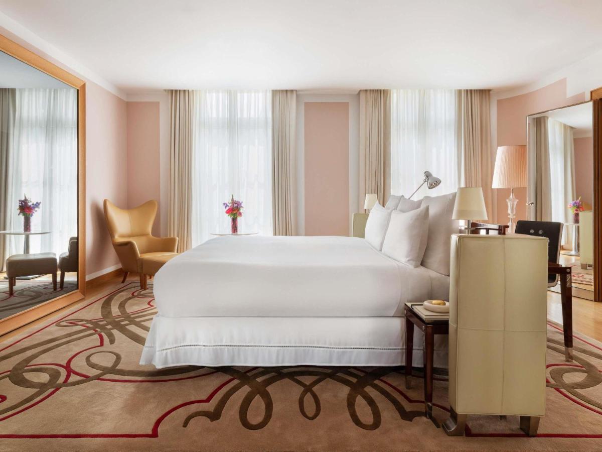 Hôtel Le Royal Monceau Raffles Paris