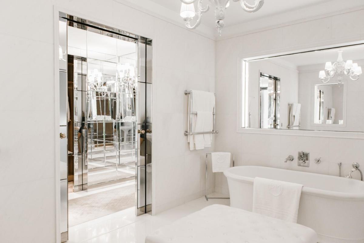 Hôtel Le Royal Monceau Raffles Paris