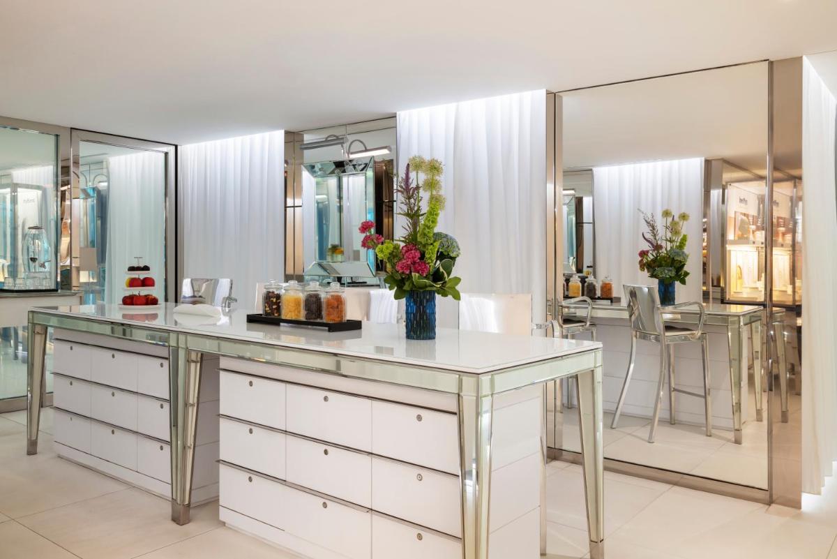 Hôtel Le Royal Monceau Raffles Paris