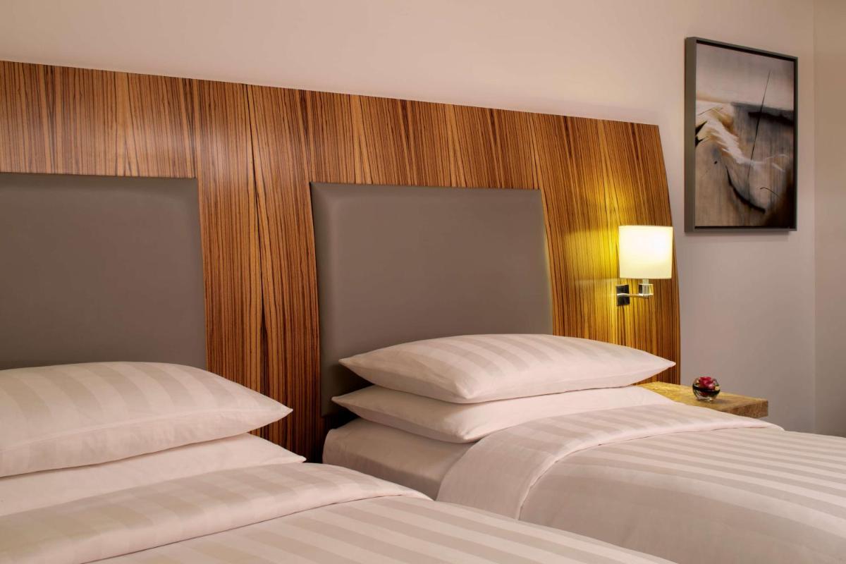 Andaz Capital Gate Abu Dhabi, By Hyatt