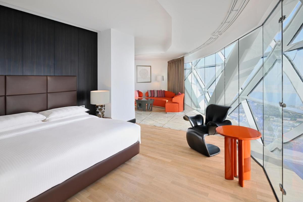 Andaz Capital Gate Abu Dhabi, By Hyatt