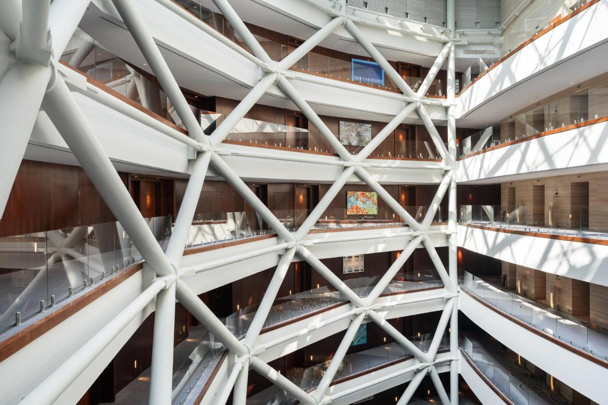 Andaz Capital Gate Abu Dhabi, By Hyatt