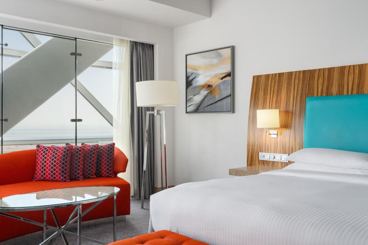 Andaz Capital Gate Abu Dhabi, By Hyatt