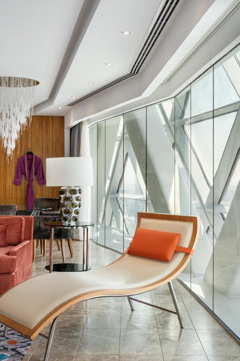 Andaz Capital Gate Abu Dhabi, By Hyatt