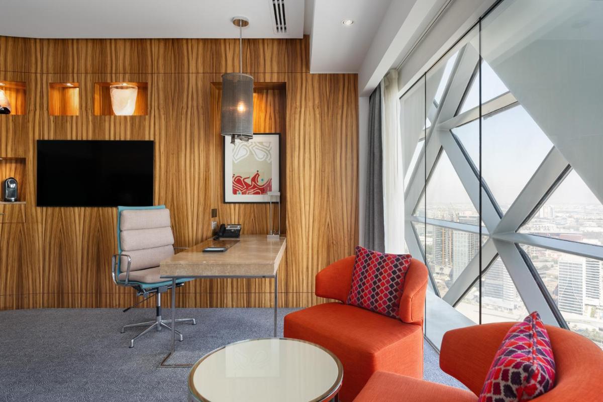 Andaz Capital Gate Abu Dhabi, By Hyatt