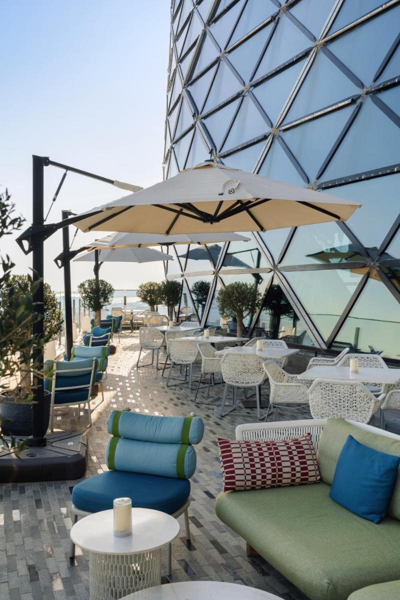 Andaz Capital Gate Abu Dhabi, By Hyatt