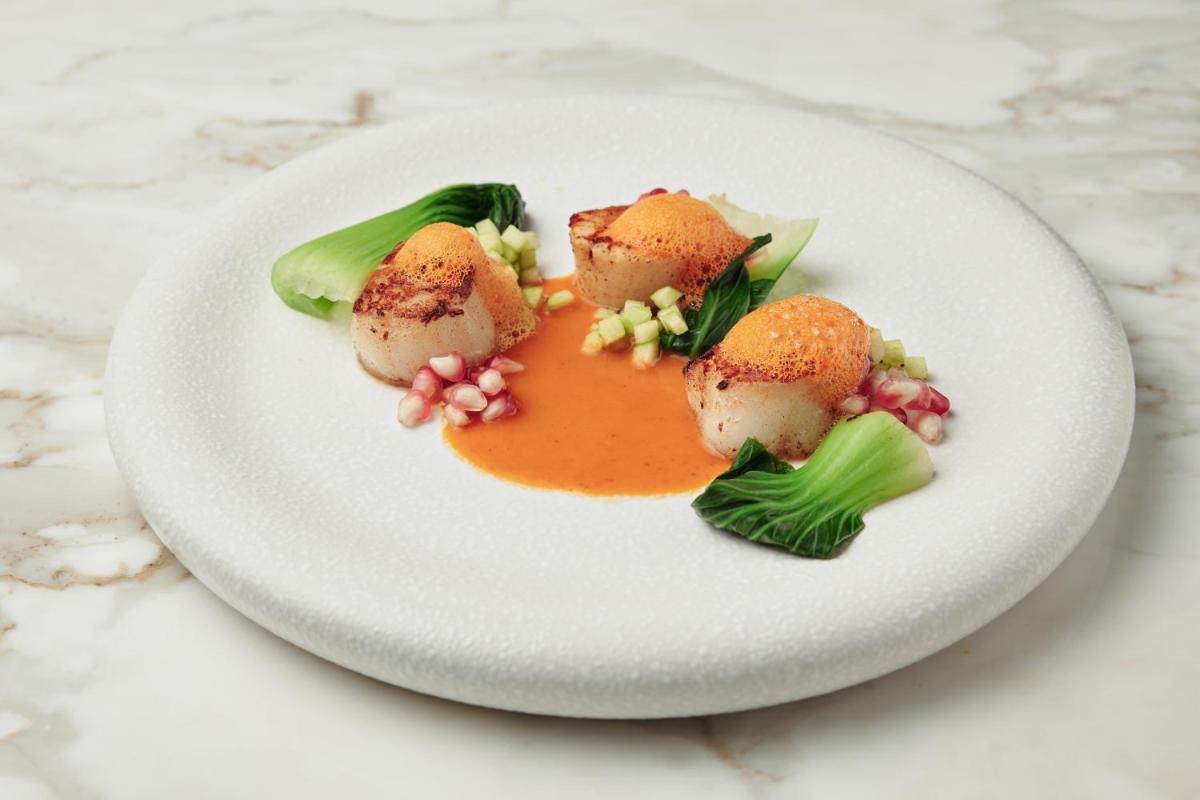 Andaz Capital Gate Abu Dhabi, By Hyatt