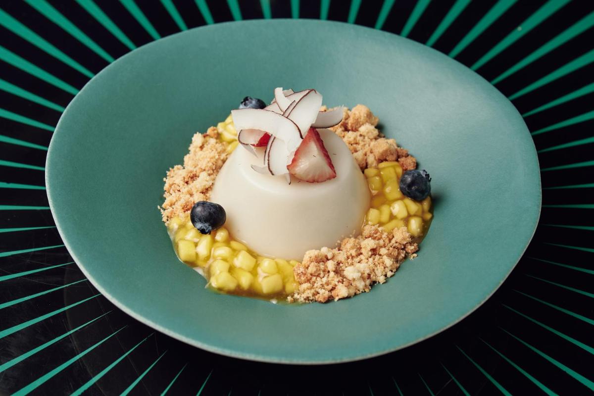 Andaz Capital Gate Abu Dhabi, By Hyatt