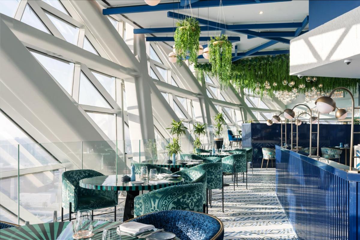 Andaz Capital Gate Abu Dhabi, By Hyatt