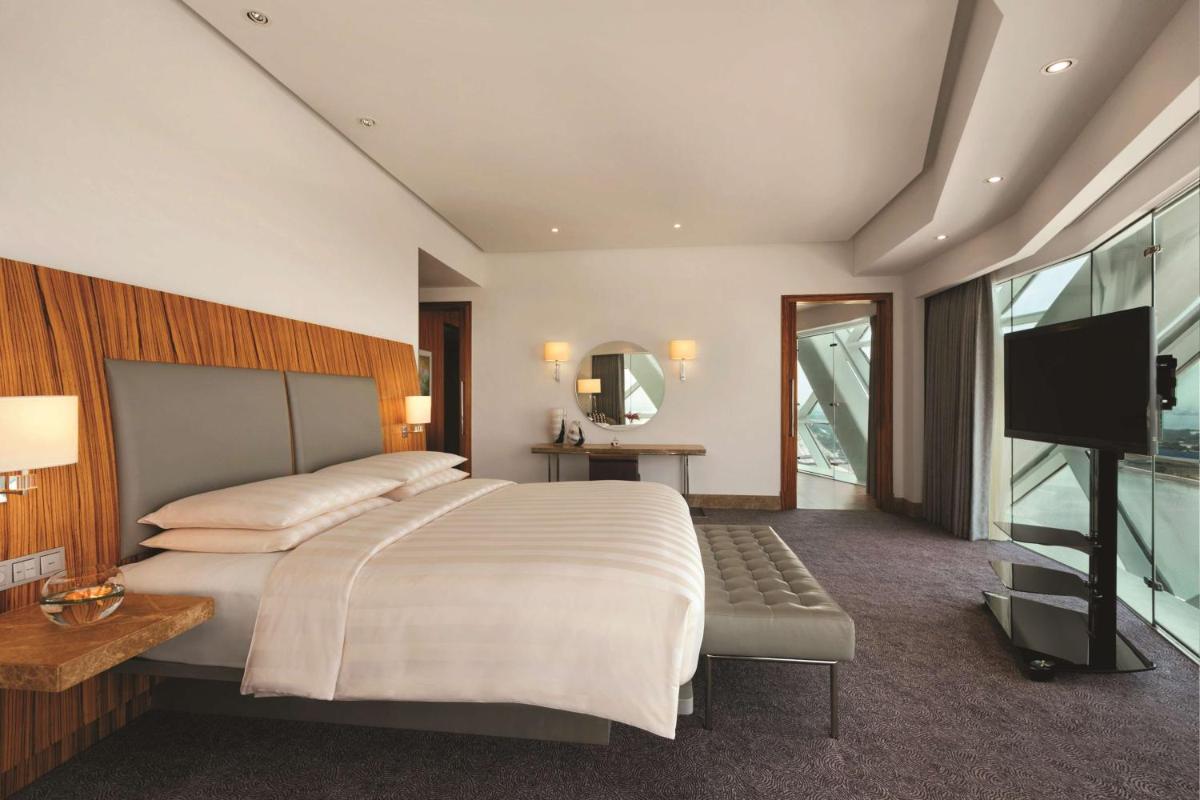 Andaz Capital Gate Abu Dhabi, By Hyatt