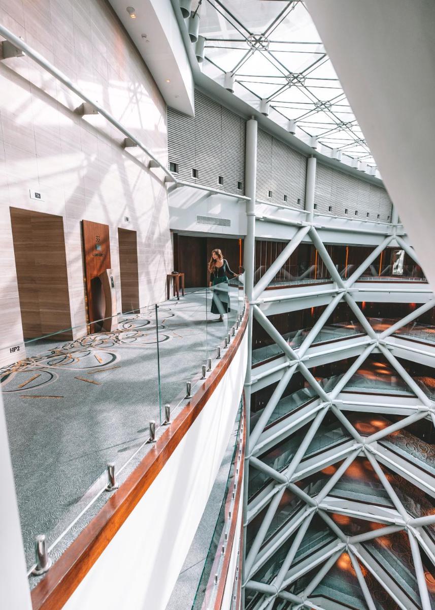 Andaz Capital Gate Abu Dhabi, By Hyatt