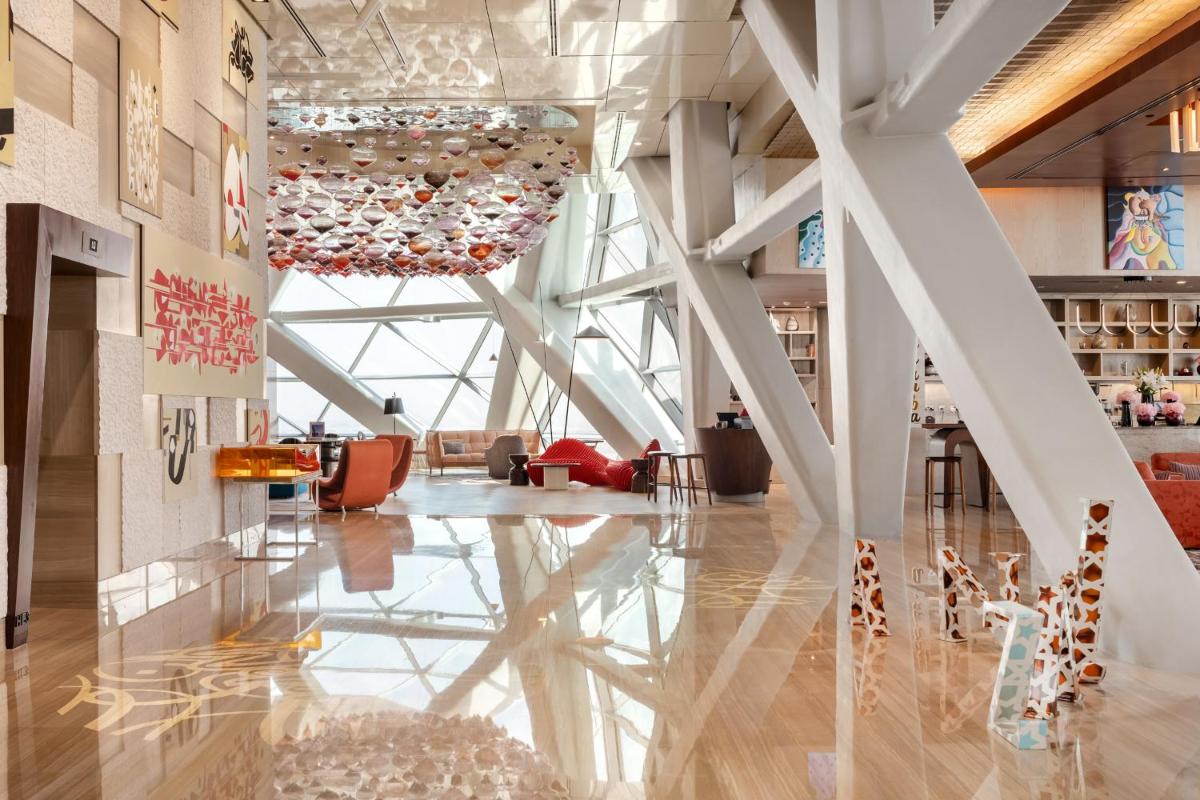 Andaz Capital Gate Abu Dhabi, By Hyatt