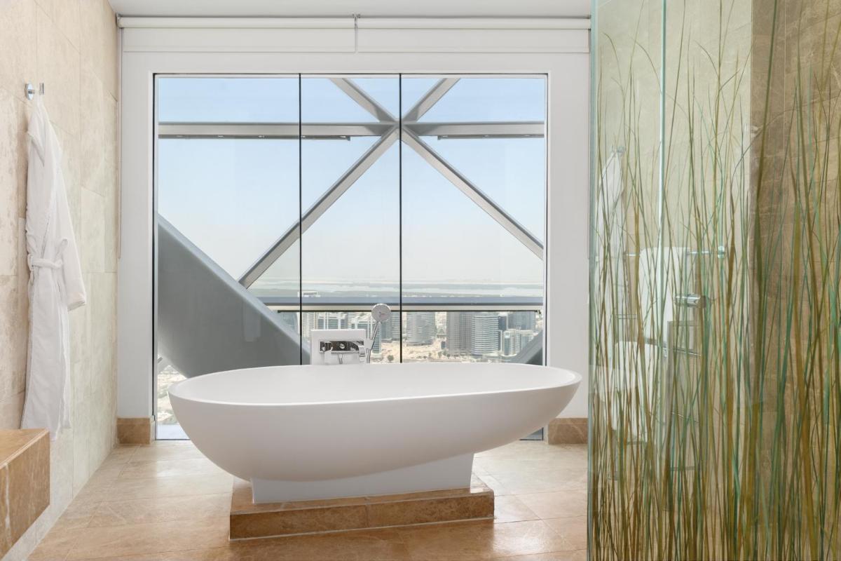 Andaz Capital Gate Abu Dhabi, By Hyatt