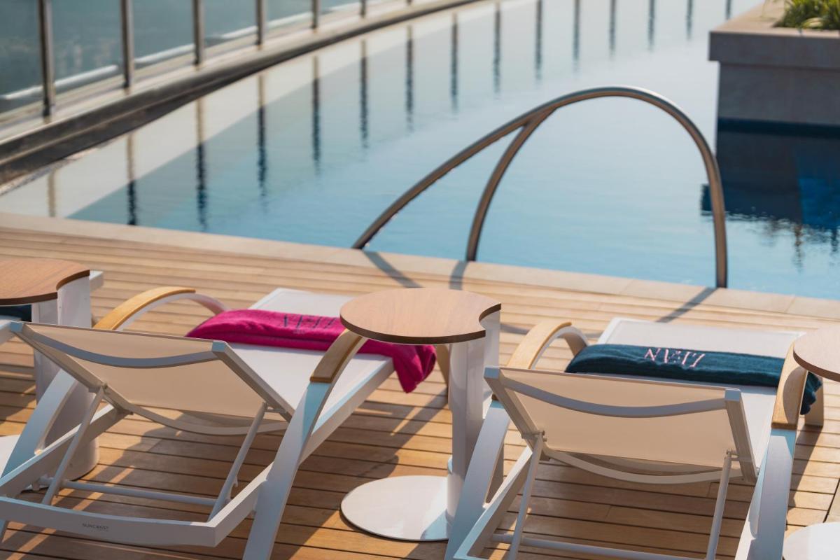 Andaz Capital Gate Abu Dhabi, By Hyatt