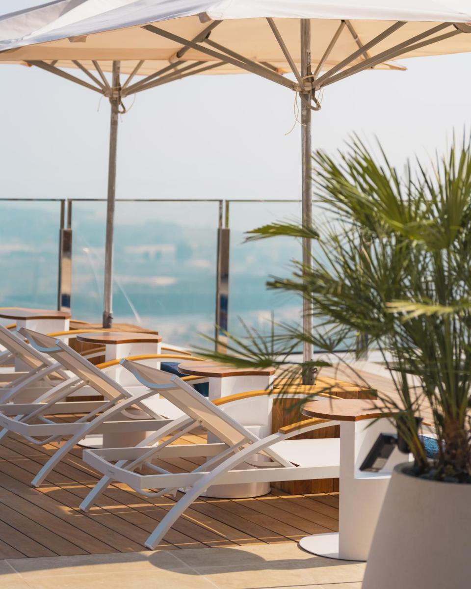 Andaz Capital Gate Abu Dhabi, By Hyatt