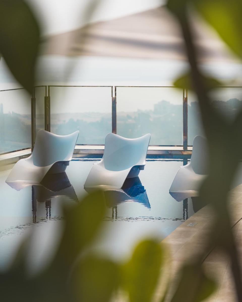 Andaz Capital Gate Abu Dhabi, By Hyatt