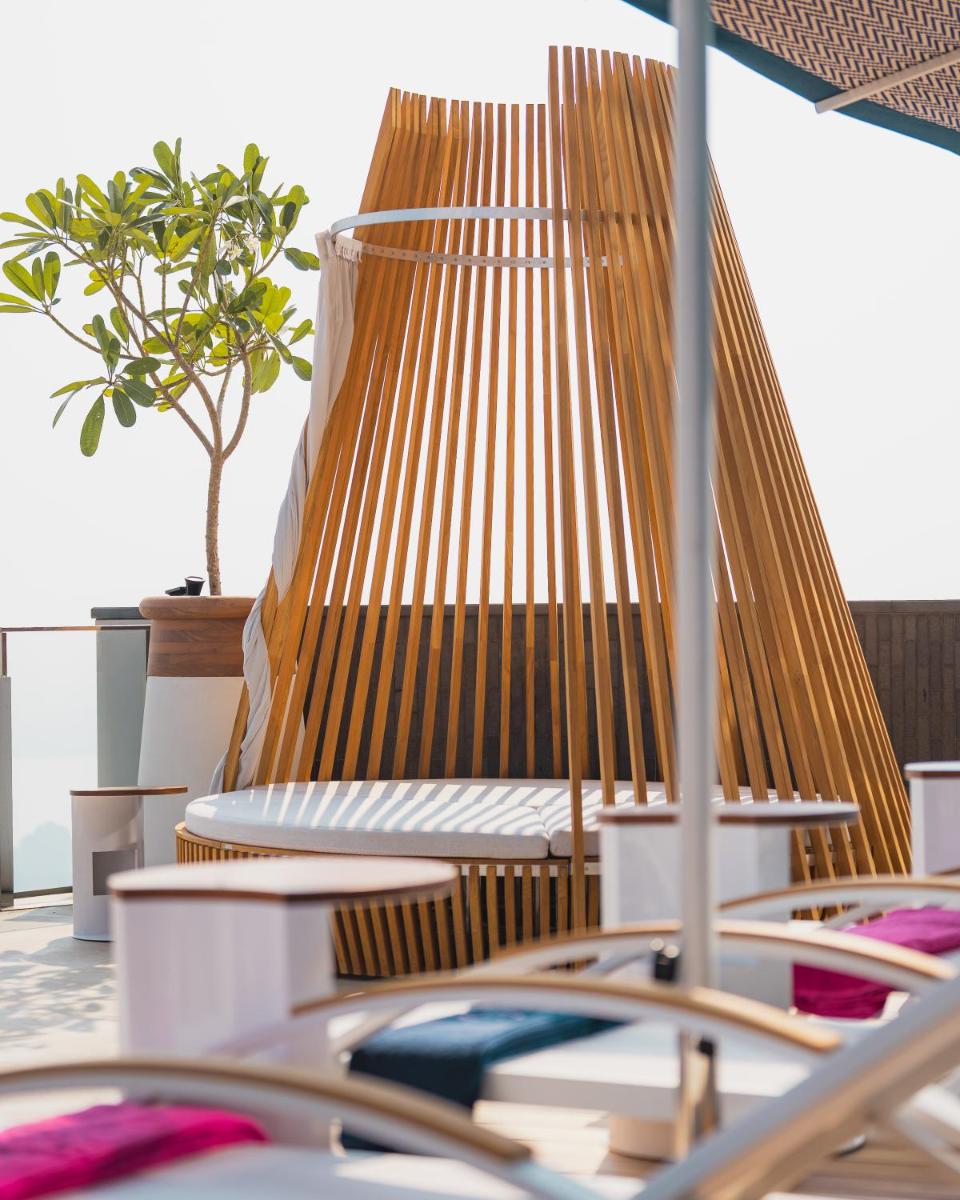 Andaz Capital Gate Abu Dhabi, By Hyatt