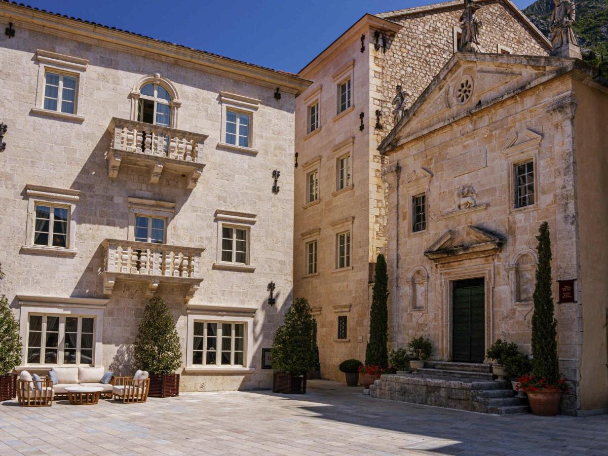 Heritage Grand Perast