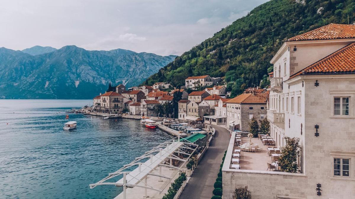 Heritage Grand Perast