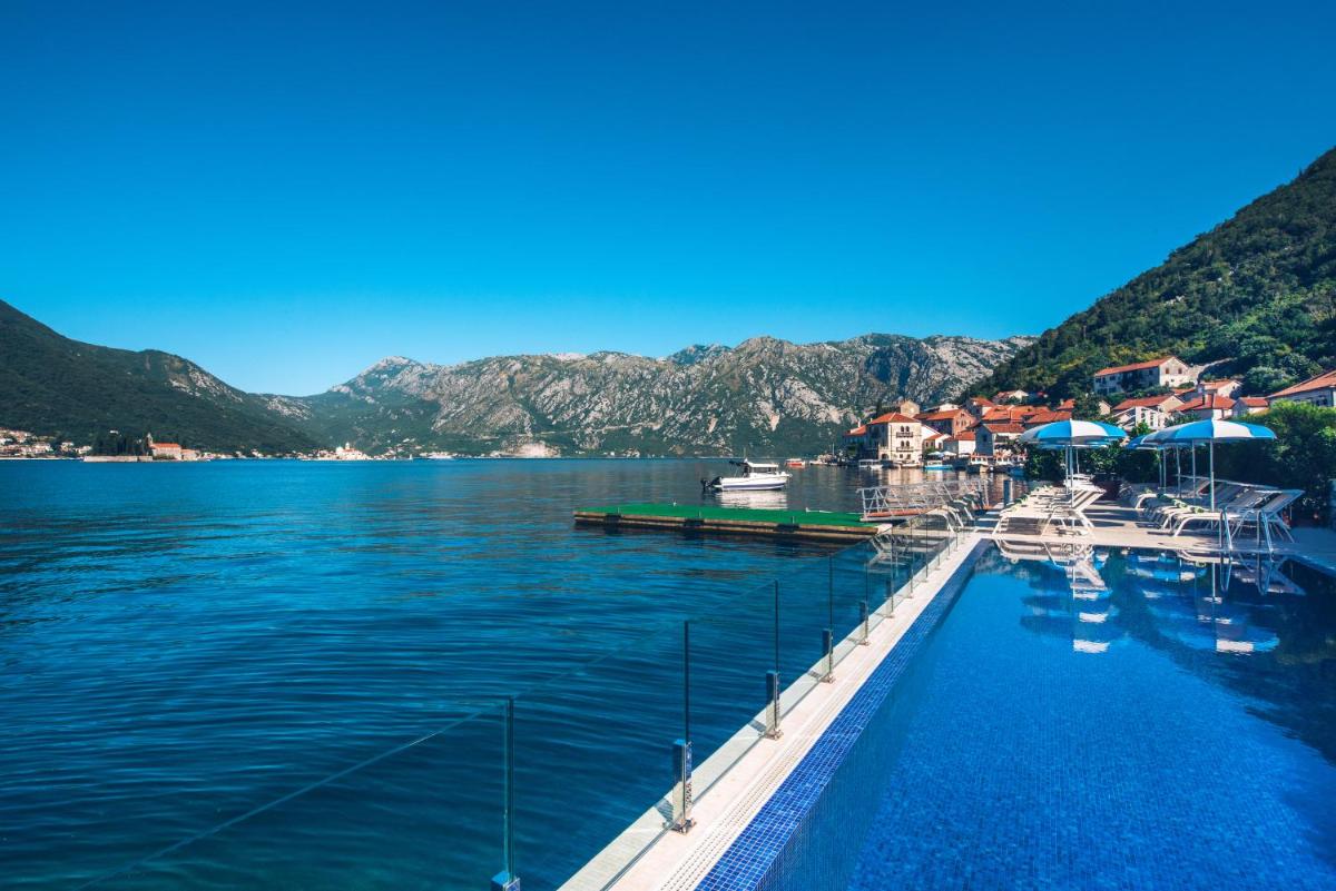 Heritage Grand Perast