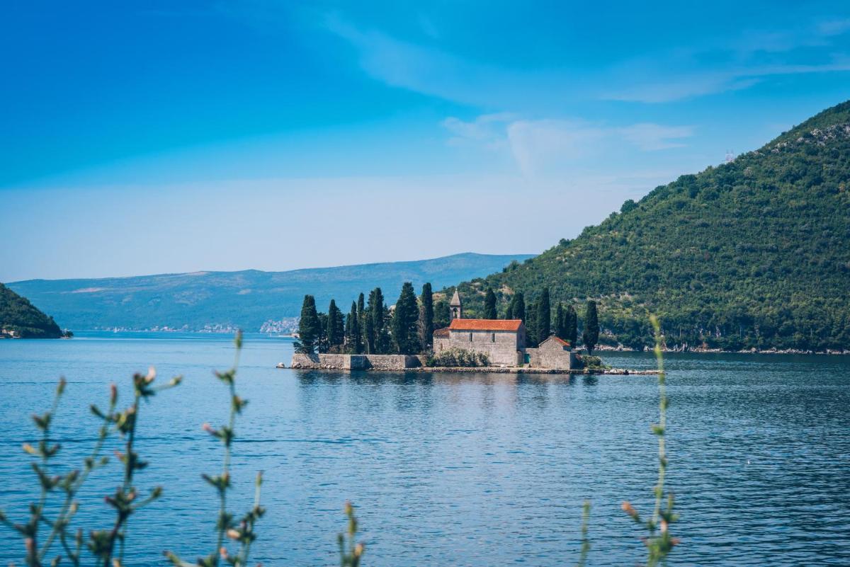 Heritage Grand Perast