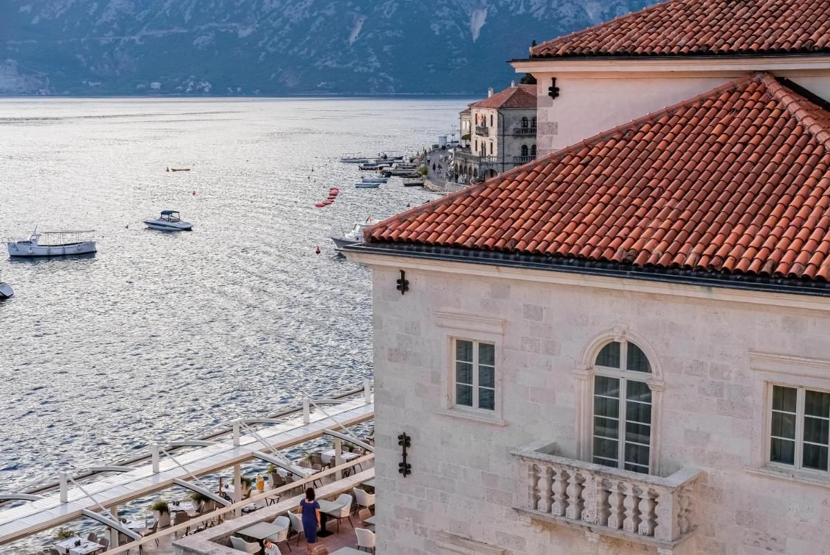Heritage Grand Perast