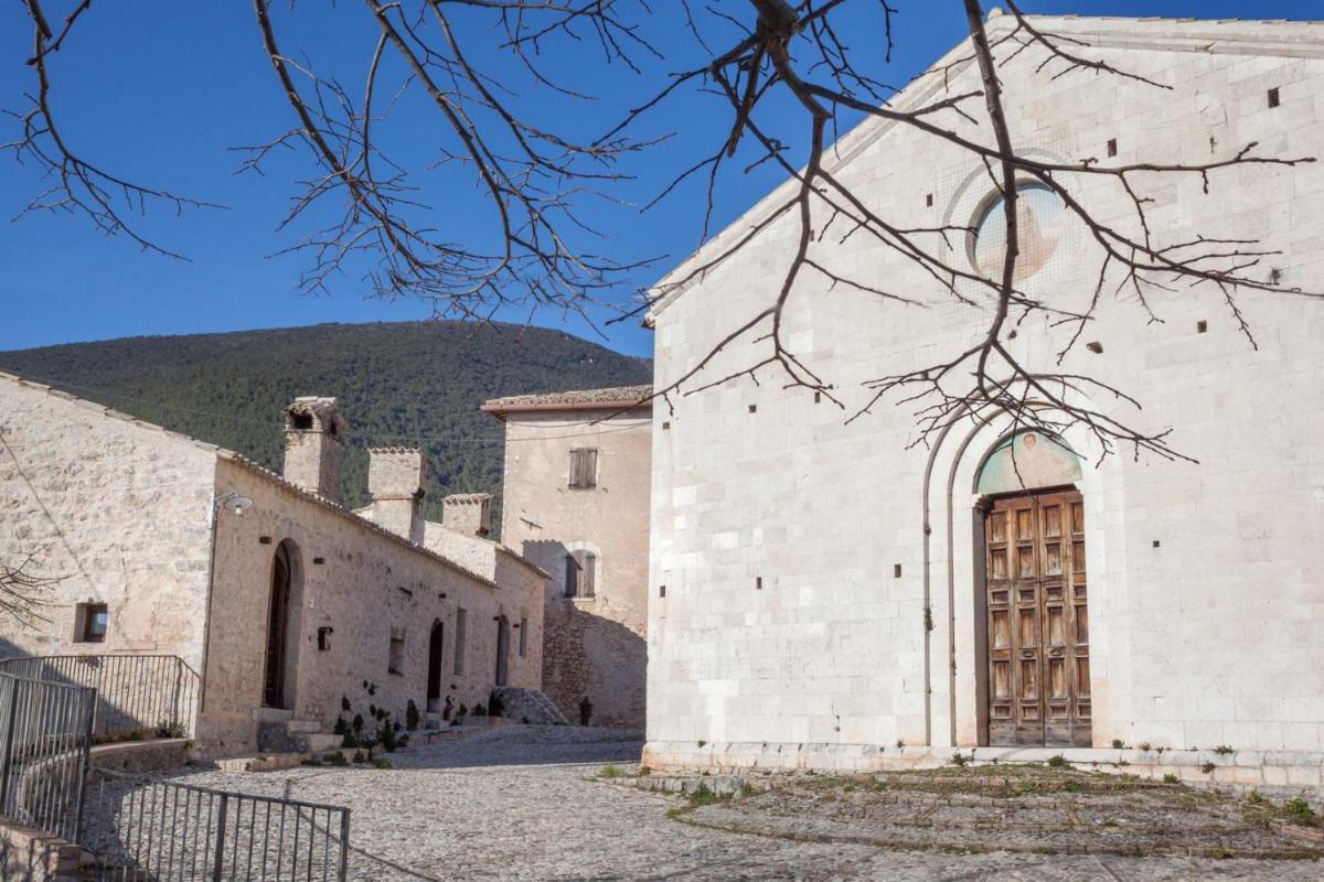 Il Castello di Campello